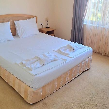 Santa Marina Apartaments - Karina 2 Созополь Экстерьер фото